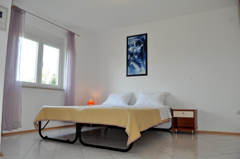 Apartments Smilja ลิยูบาช ภายนอก รูปภาพ